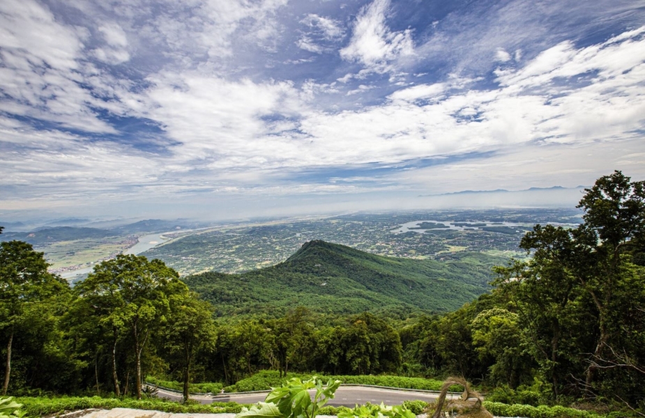 Experience renting a whole villa in Ba Vi for weekend teambuilding